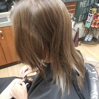 Sandy's Hair Expressions - Before - Hair Extensions Near Me - Carmel, Indiana Sandy's Hair Expressions - Before - Hair Extensions Near Me - Carmel, Indiana