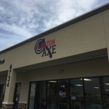 Houston Axe Throwing - Axe Throwing Near Me - Houston, Texas Houston Axe Throwing - Axe Throwing Near Me - Houston, Texas