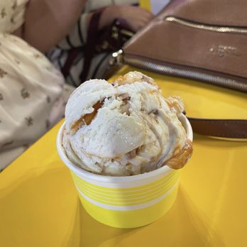 Magic Milkshakes & More - Ice Cream & Frozen Yogurt Near Me - Hoover, Alabama Magic Milkshakes & More - Ice Cream & Frozen Yogurt Near Me - Hoover, Alabama