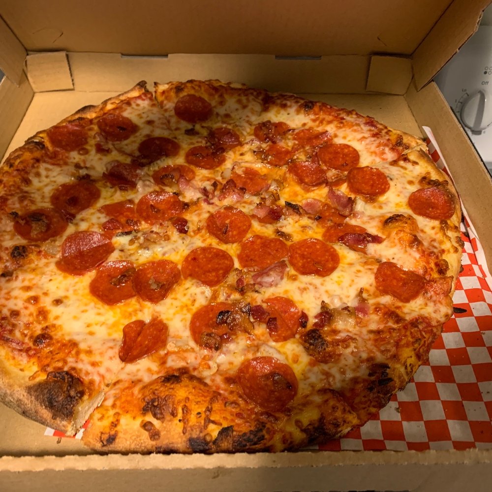 The Last Slice - Bacon and pepperoni 16" Large Pizza - Pizza Near Me - San Antonio, Texas The Last Slice - Bacon and pepperoni 16" Large Pizza - Pizza Near Me - San Antonio, Texas