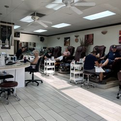 Do My Nails - Pedicure chairs