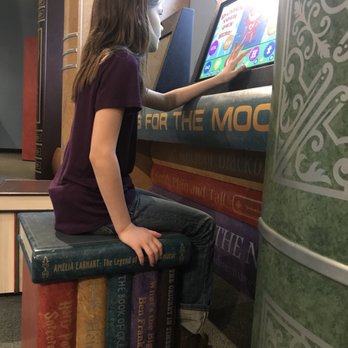 Treehouse Children's Museum - Treehouse museum/ reading and hero's themed section - Children's Museums Near Me - Ogden, Utah
