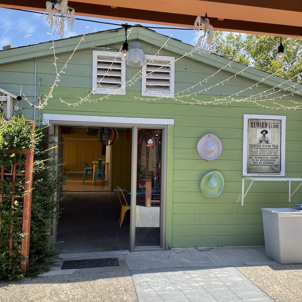 Zapata Grill - A look of the indoor space - Food Trucks Near Me - Kenwood, California Zapata Grill - A look of the indoor space - Food Trucks Near Me - Kenwood, California