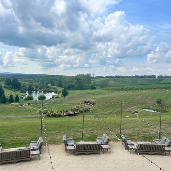 Stone Tower Winery - Wineries Near Me - Leesburg, Virginia Stone Tower Winery - Wineries Near Me - Leesburg, Virginia