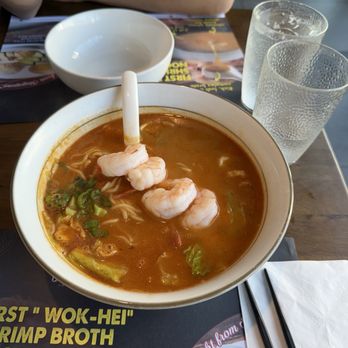 Le Shrimp Noodle Bar - Noodles Near Me - Glendale, California