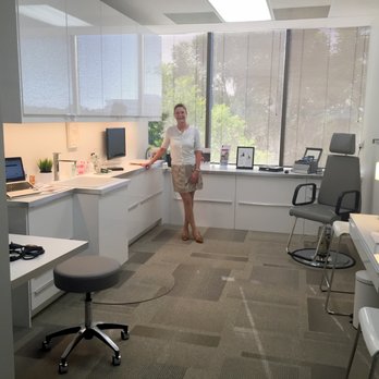 Heritage Hearing Aid Solutions - Heritage Hearing in Irvine, CA has a beautiful modern office. - Hearing Aid Providers Near Me - Irvine, California Heritage Hearing Aid Solutions - Heritage Hearing in Irvine, CA has a beautiful modern office. - Hearing Aid Providers Near Me - Irvine, California