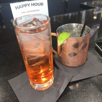 Off The Rails Brewing - Vodka soda splash of cranberry/ Moscow mule - Breweries Near Me - Sunnyvale, California Off The Rails Brewing - Vodka soda splash of cranberry/ Moscow mule - Breweries Near Me - Sunnyvale, California