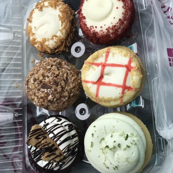 Carousel Cakes - Bakeries Near Me - Nanuet, New York