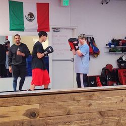 Matias Martial Arts - Warm up n boxing