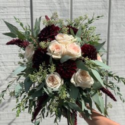 Ford's Flowers - O'Hara garden roses, dahlias, seeded eucalyptus and gunni eucalyptus