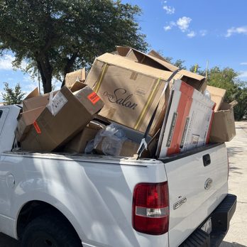 BlueMitt Junk Removal - Junk Removal & Hauling Near Me