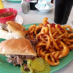 Cr-Ose Country Cafe - The beef on the French dip is the most tender ever! Delicious diner food!