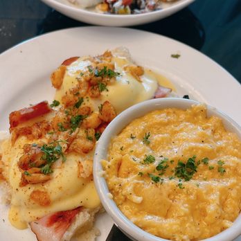 Redhead Bay Cafe - Back fin benny - New American Near Me - Virginia Beach, Virginia