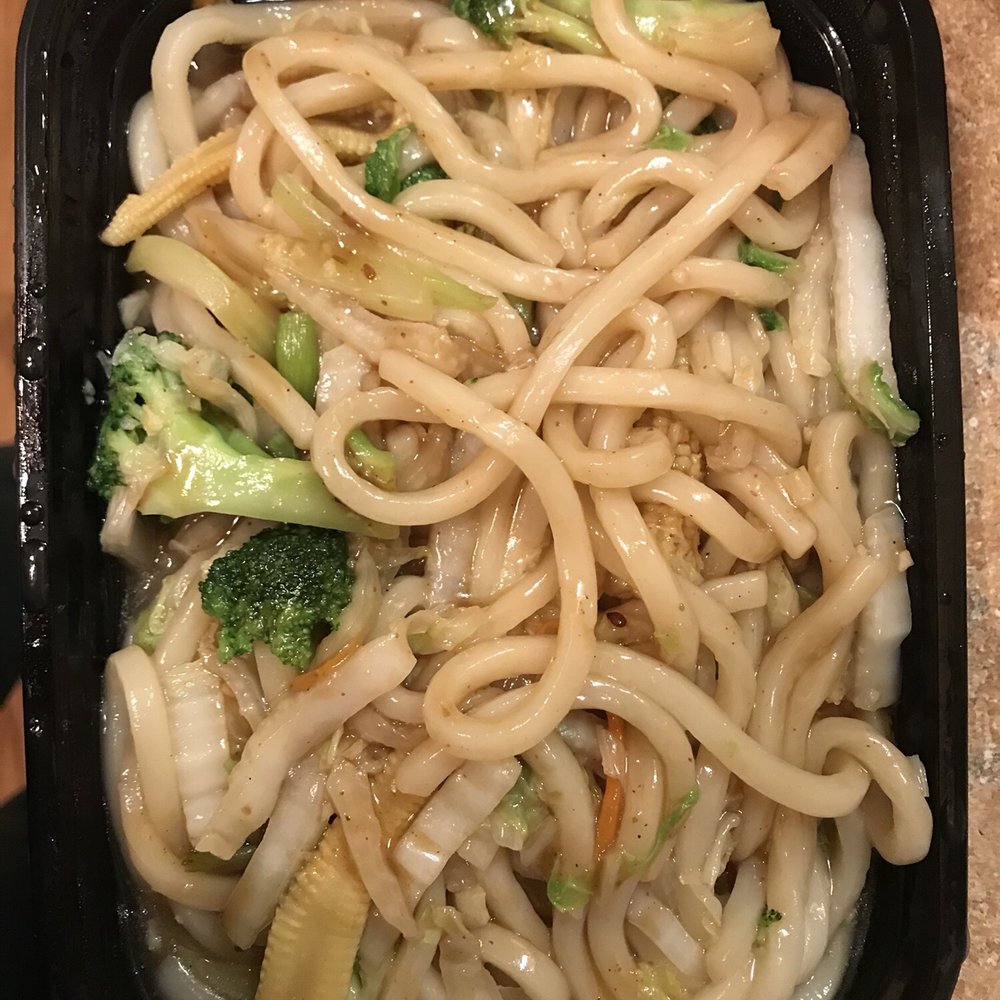 Umami - Udon noodles with vegetables. Bland, not many vegetables, thumbs down. - Japanese Near Me - Bellevue, Nebraska Umami - Udon noodles with vegetables. Bland, not many vegetables, thumbs down. - Japanese Near Me - Bellevue, Nebraska