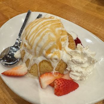 Market Broiler - Orange - Butter Cake - New American Near Me - Orange, California Market Broiler - Orange - Butter Cake - New American Near Me - Orange, California