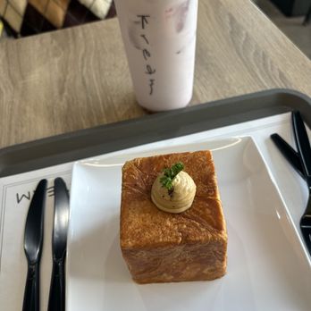 Le Kream - Desserts Near Me - Rowland Heights, California Le Kream - Desserts Near Me - Rowland Heights, California