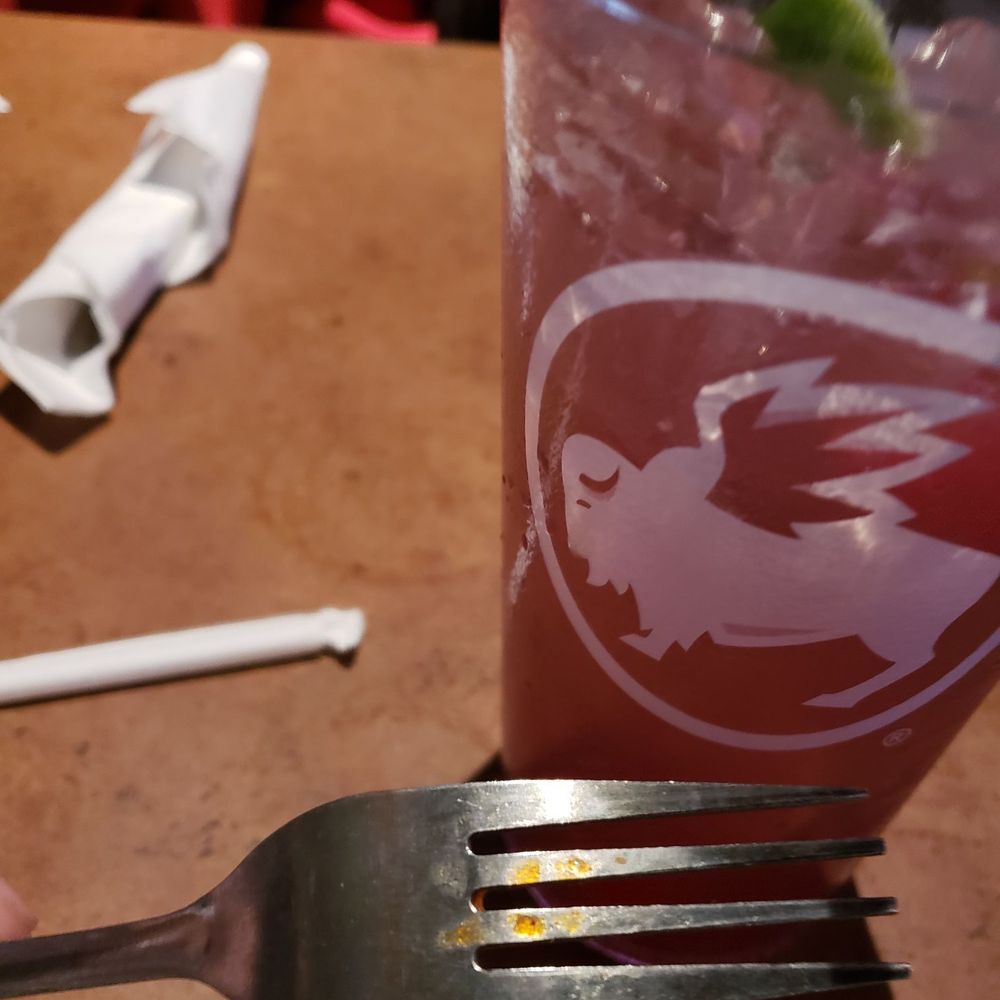 Buffalo Wild Wings - Youll get sick eating there. The place is disgusting and smells like pee. Everything is dirty. - Chicken Wings Near Me - Keller, Texas Buffalo Wild Wings - Youll get sick eating there. The place is disgusting and smells like pee. Everything is dirty. - Chicken Wings Near Me - Keller, Texas