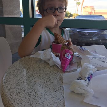 Baskin-Robbins - Waffle cone fell apart but a cup & spoon fixed that - Ice Cream & Frozen Yogurt Near Me - Las Vegas, Nevada Baskin-Robbins - Waffle cone fell apart but a cup & spoon fixed that - Ice Cream & Frozen Yogurt Near Me - Las Vegas, Nevada