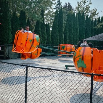 Remlinger Farms - Kiddie rides - Pumpkin Patches Near Me - Carnation, Washington