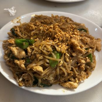 The Smiling Elephant - Thai Near Me - Nashville, Tennessee The Smiling Elephant - Thai Near Me - Nashville, Tennessee