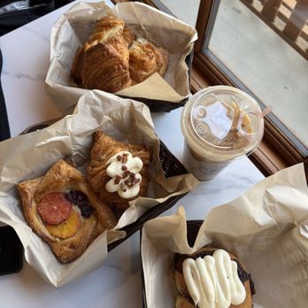 Maison Lodi - Cafes Near Me - Lodi, California