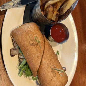 Truth Be Told - British Grilled Steak Sandwich - Pubs Near Me - Chicago, Illinois Truth Be Told - British Grilled Steak Sandwich - Pubs Near Me - Chicago, Illinois