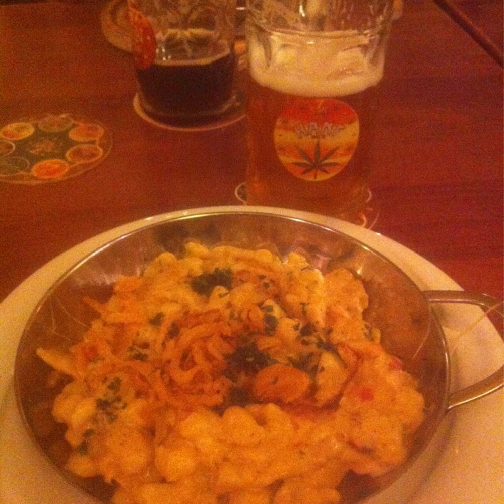 7Stern Bräu - Small käsespätzle and hemp beer - Austrian Near Me - Vienna, 9