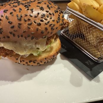 Burnell Bar & Grill - Irish Pub Near Me - Dublin, D