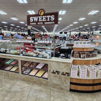 Buc-ee’s - Gas Stations Near Me - Mount Crawford, Virginia