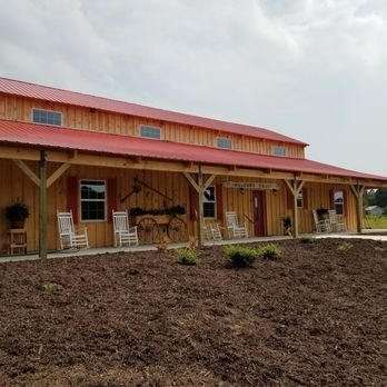 Whispering Pines Farm - A comfortable, casual entry. - Venues & Event Spaces Near Me - Roanoke, Alabama Whispering Pines Farm - A comfortable, casual entry. - Venues & Event Spaces Near Me - Roanoke, Alabama