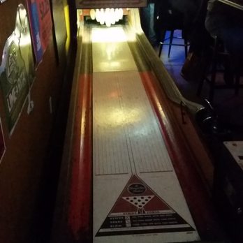 Red Rose Cafe - Old-school bowling machine, only costs $0.25 per person to play! - American Near Me - Lakewood, Ohio Red Rose Cafe - Old-school bowling machine, only costs $0.25 per person to play! - American Near Me - Lakewood, Ohio