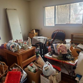 Get It Gone - Junk removal before photo - Junk Removal & Hauling Near Me - West Jordan, Utah