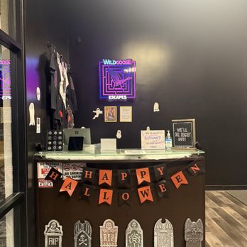 Wild Goose Escape Rooms - Irvine - Reception - Escape Games Near Me - Irvine, California Wild Goose Escape Rooms - Irvine - Reception - Escape Games Near Me - Irvine, California