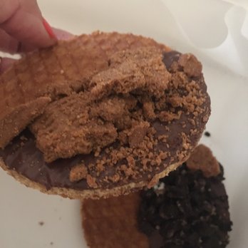 Van Wonderen Stroopwafels - Desserts Near Me - Amsterdam, New Hampshire
