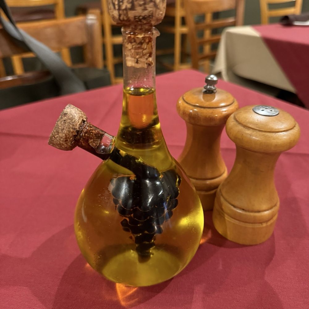Barolo Cafe - Olive oil and Vinegar - Italian Near Me - Tustin, California Barolo Cafe - Olive oil and Vinegar - Italian Near Me - Tustin, California