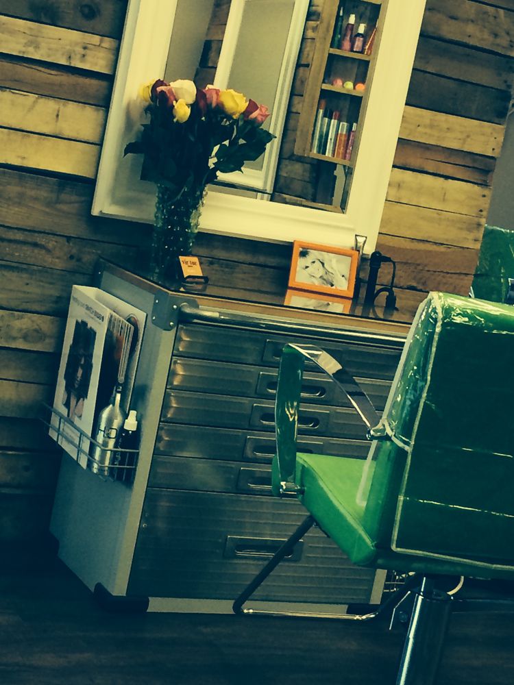 VIRTUE SALON Updated August 2024 14 Photos 1059 Main St, Grand