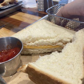Treylor Park - "Grilled" cheese sandwich - Diners Near Me - Savannah, Georgia Treylor Park - "Grilled" cheese sandwich - Diners Near Me - Savannah, Georgia