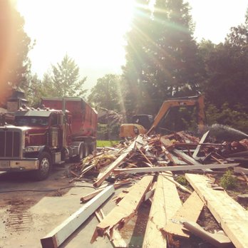 Gml Custom Grading - Loading old house. - Excavation Services Near Me - Newcastle, California Gml Custom Grading - Loading old house. - Excavation Services Near Me - Newcastle, California