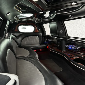 Rival Auto Collision & Mechanical Repair Centre - Beautiful interior we redid - Body Shops Near Me - Toronto, Ontario Rival Auto Collision & Mechanical Repair Centre - Beautiful interior we redid - Body Shops Near Me - Toronto, Ontario