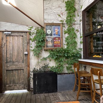 The Local Taphouse - Bars Near Me - St Kilda East, VIC