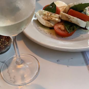 Palazzo's - Pinot Grigio and Tomatoes Caprese - Pizza Near Me - Houston, Texas