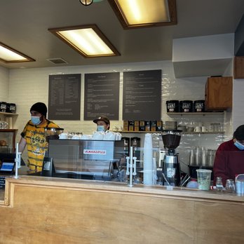 Lucky Llama Coffee - customers at the counter - Acai Bowls Near Me - Carpinteria, California
