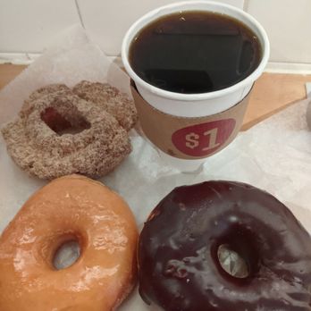 Do-Rite Donuts & Chicken - Pumpkin old fashioned, glazed, chocolate glazed - Donuts Near Me - Chicago, Illinois