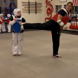 Tae Ryong Taekwondo - Sparring fun!
