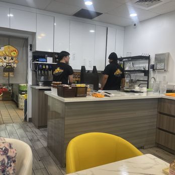 Oh My Grill - Staff - Diners Near Me - Honolulu, Hawaii