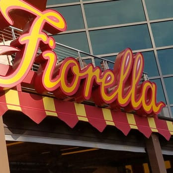 Fiorella's Italian Kitchen - Pizza Near Me - Oxon Hill, Maryland