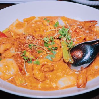 Chalong - Shrimp Curry - Thai Near Me - New York, New York