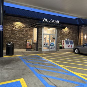 Pilot Travel Center - Come on in - Travel Services Near Me - Bowman, South Carolina Pilot Travel Center - Come on in - Travel Services Near Me - Bowman, South Carolina