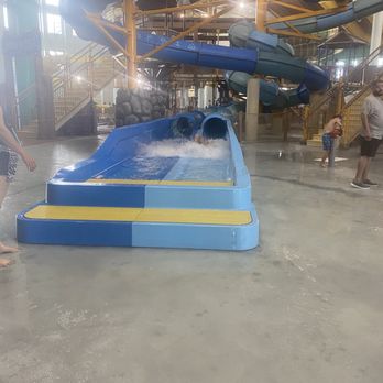 Great Wolf Lodge - Fun slides! - Resorts Near Me - Webster, Texas