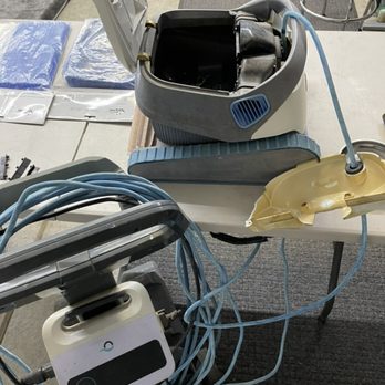 Landon Pool and Spa - Robotic pool cleaner repair - Pool & Hot Tub Service Near Me Landon Pool and Spa - Robotic pool cleaner repair - Pool & Hot Tub Service Near Me